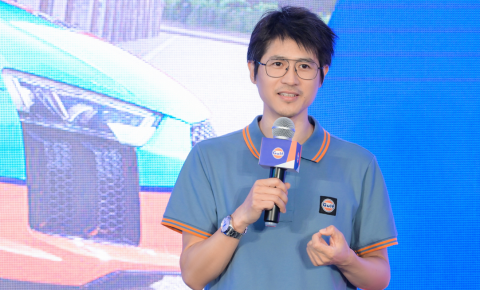 「身披橙藍(lán)，齊心并逐」  GULF海灣石油與品牌大使韓寒共馳四海